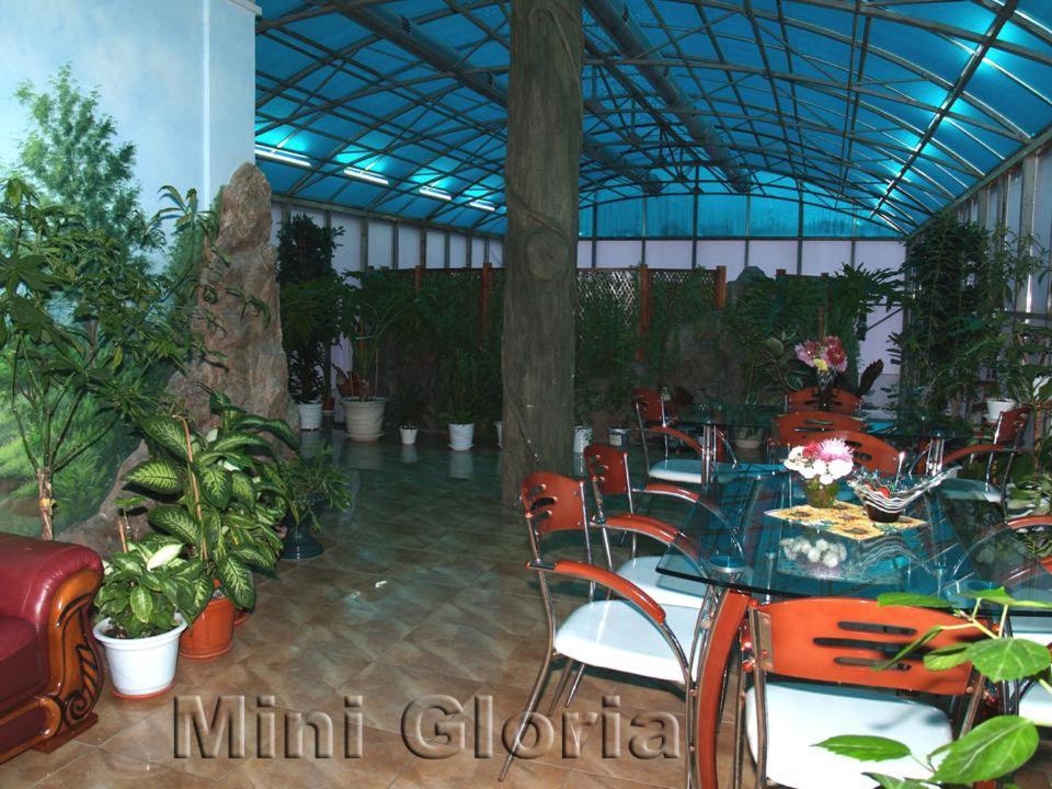 Gloria Mini-Hotel Chisinau Ngoại thất bức ảnh