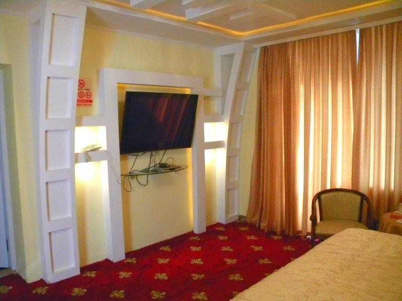 Gloria Mini-Hotel Chisinau Ngoại thất bức ảnh
