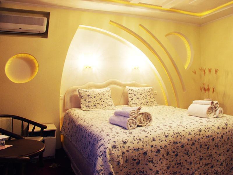 Gloria Mini-Hotel Chisinau Ngoại thất bức ảnh